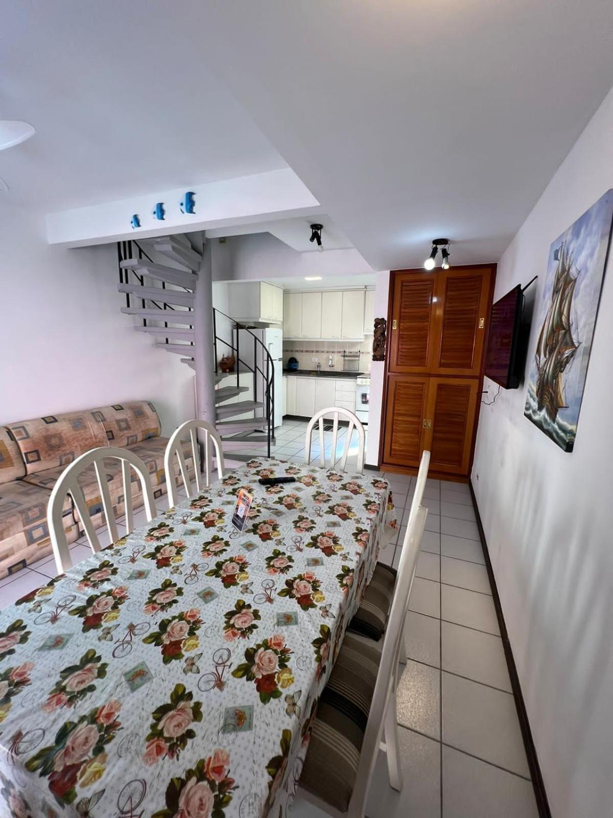 Triplex White Em Caioba-matinhos-pr A 200 Mt Do Mar * Matinhos